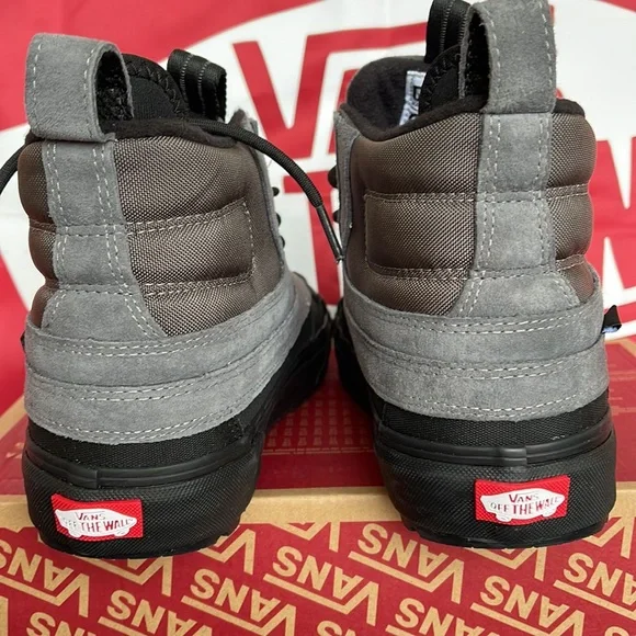Vans WMNS Sk8-Hi Del Pat
Pewter/Black
VN0A5JMNPBQ boots - Picture 14 of 16